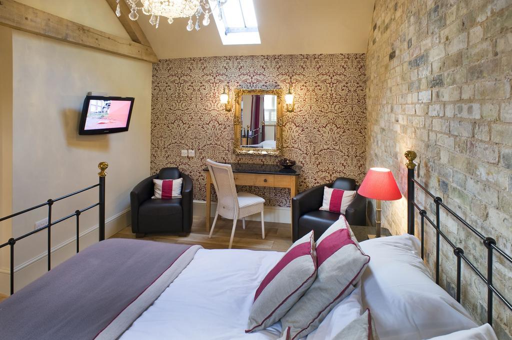 The Fox By Greene King Inns Bury St. Edmunds エクステリア 写真