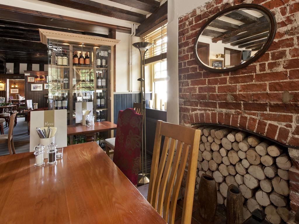 The Fox By Greene King Inns Bury St. Edmunds エクステリア 写真